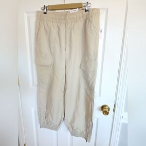 NWT Old Navy loose fit High Waisted  cargo joggers Zip At Ankle Casual Lounge